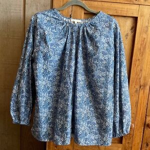 Ann Mashburn blouse size Large.